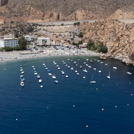 Turquesa, En Playa Calahonda